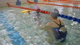 国产美女游泳视频