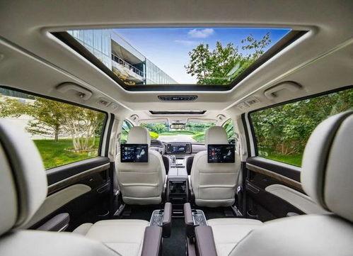 说国产商务车视频的话,视频揭秘国产商务车魅力